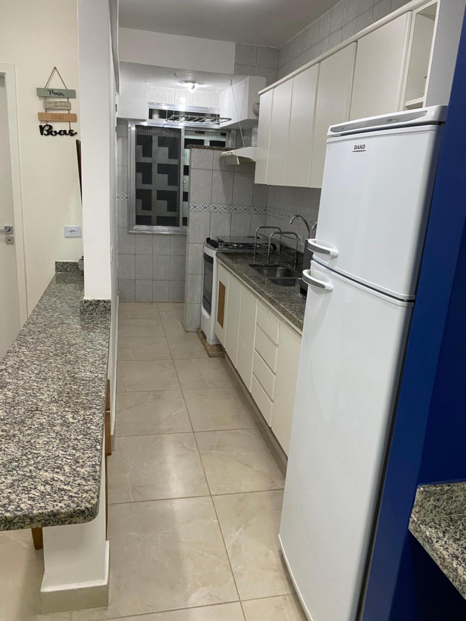 Apartment Enseada Caravela - Proximo Da - Com Ar Condicionado E Vaga Carro